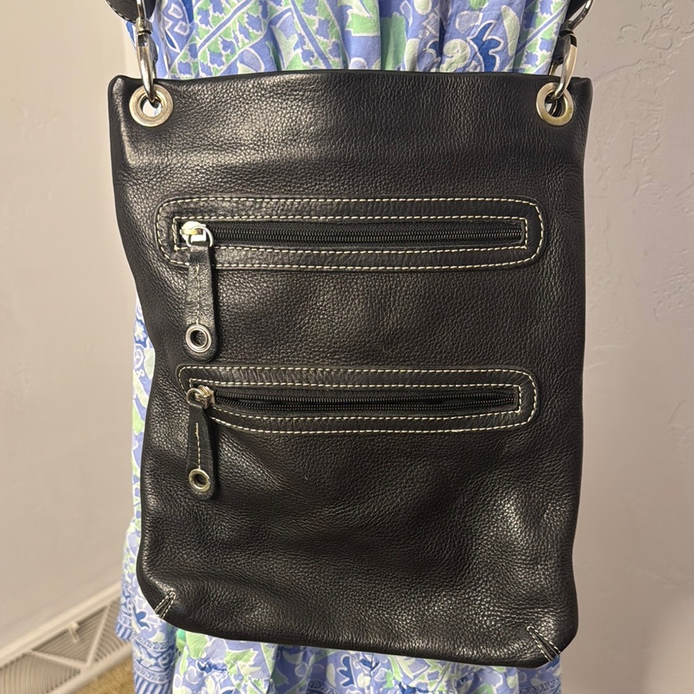 Avorio Black Leather Crossbody Bag Made in Italy